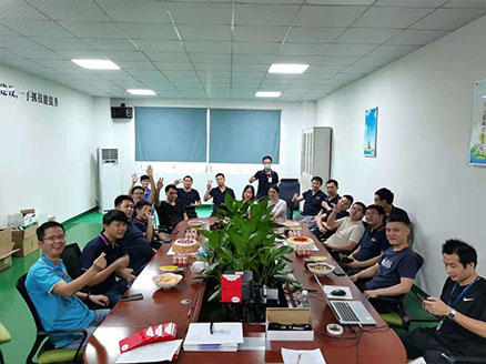 2021員工生日會(huì)-感恩有你 溫暖同行